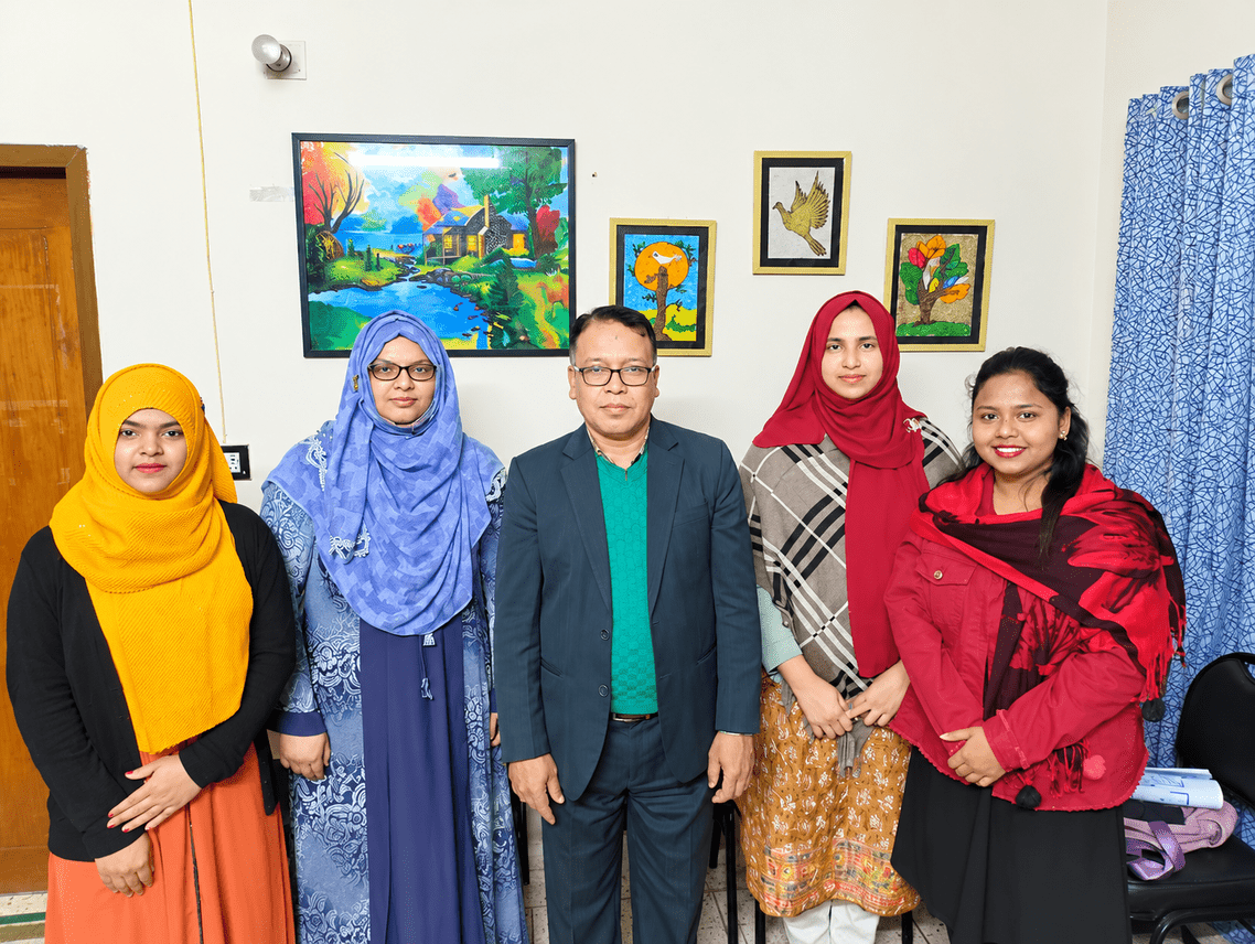 Learning, Volunteering & Fieldwork photo 3